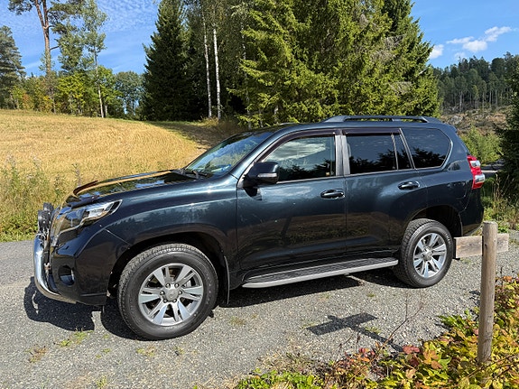 Toyota Land Cruiser 6 of 21