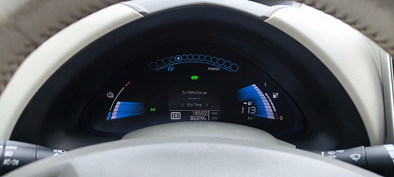 Nissan Leaf 9 of 25