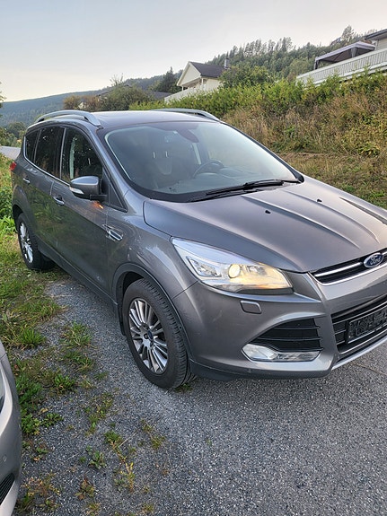 Ford Kuga 3 of 5