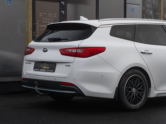 Kia Optima 4 of 30