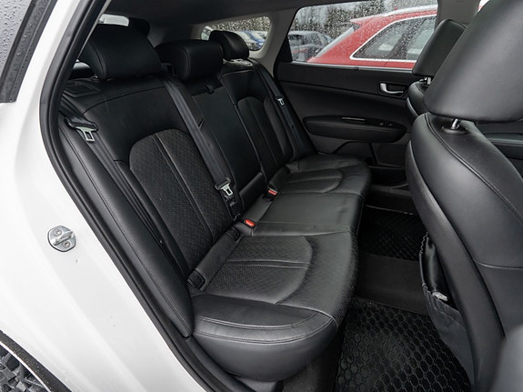 Kia Optima 26 of 30