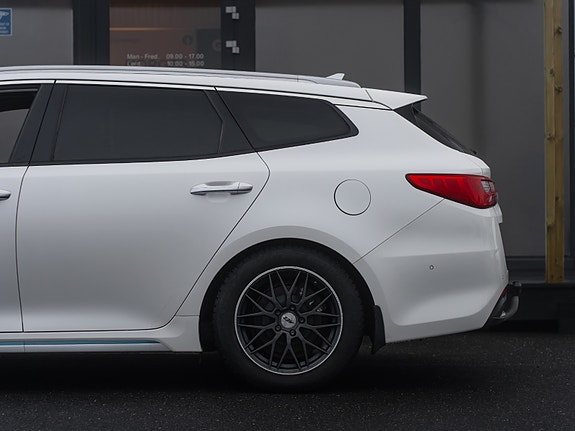 Kia Optima 12 of 30