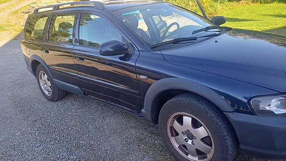 Volvo XC70 8 of 20