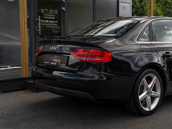Audi A4 4 of 30