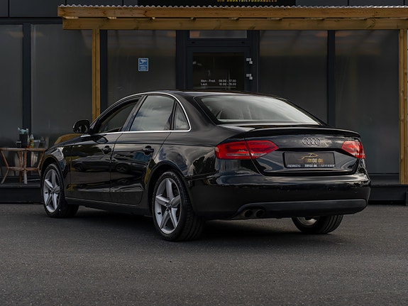 Audi A4 9 of 30