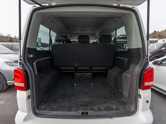 Volkswagen Caravelle 14 of 30