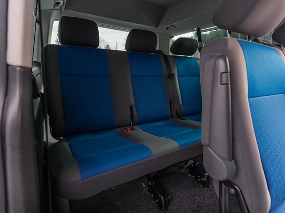 Volkswagen Caravelle 20 of 30