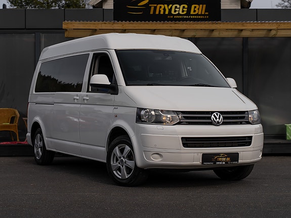 Volkswagen Caravelle 3 of 30