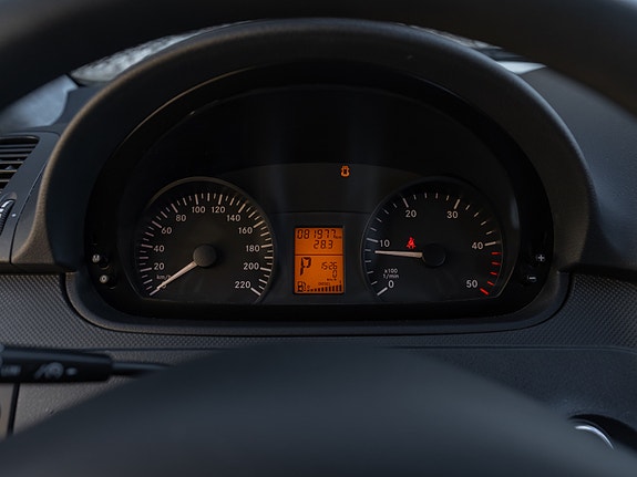 Mercedes-Benz Vito 113 26 of 30