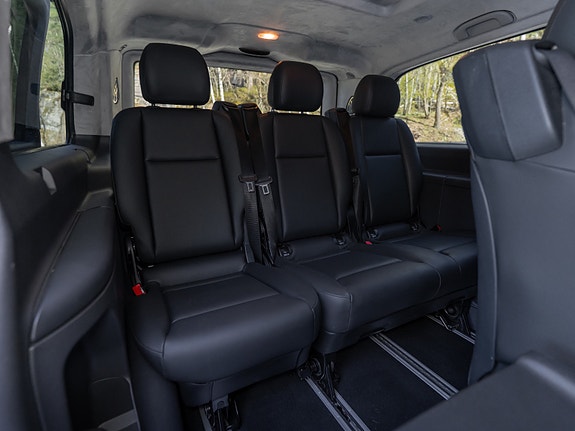 Mercedes-Benz Vito 113 20 of 30