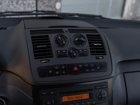 Mercedes-Benz Vito 113 28 of 30