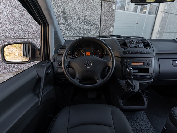 Mercedes-Benz Vito 113 24 of 30