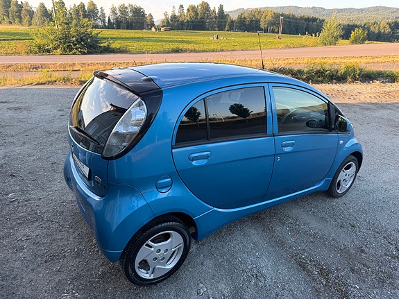 Mitsubishi i-Miev 8 of 30