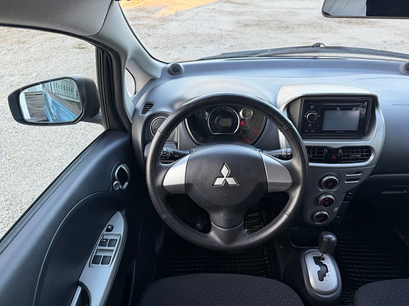 Mitsubishi i-Miev 29 of 30