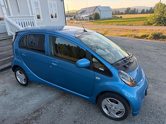 Mitsubishi i-Miev 6 of 30