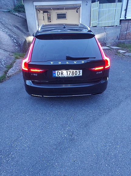 Volvo V90 3 of 20