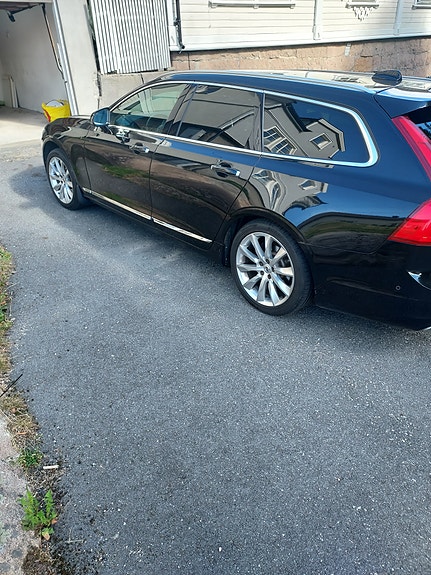 Volvo V90 10 of 20