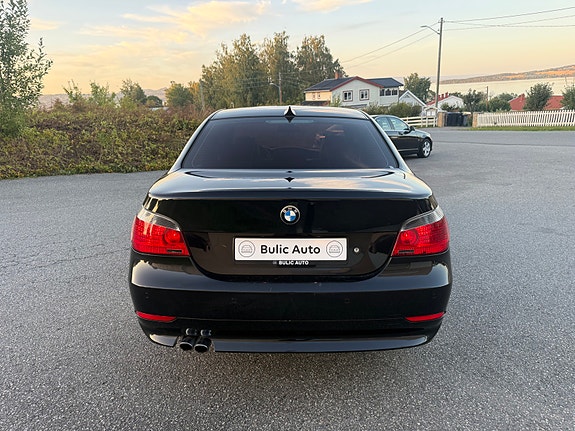 BMW 530i 7 of 30