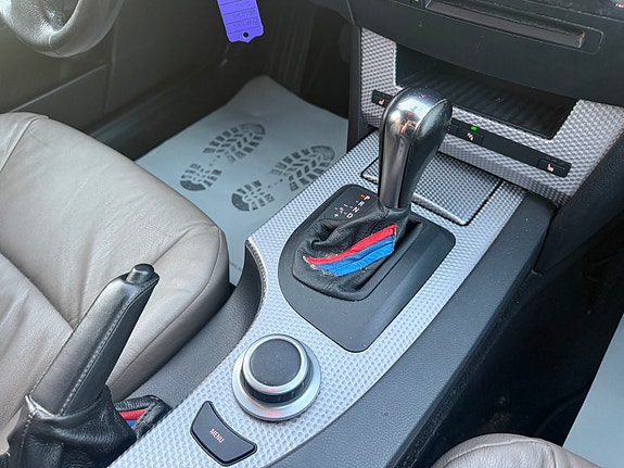 BMW 530i 29 of 30