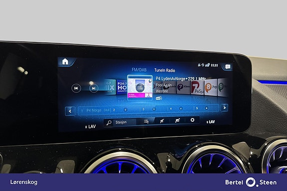 Mercedes-Benz EQA250 20 of 28