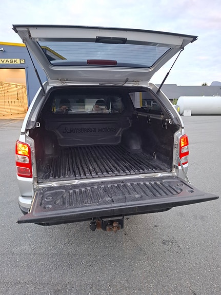 Mitsubishi L200 5 of 10
