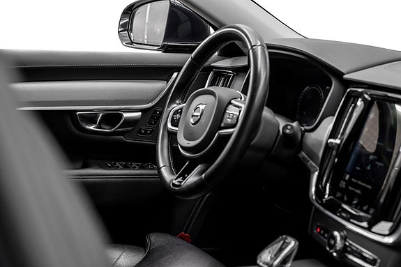Volvo V90 22 of 22