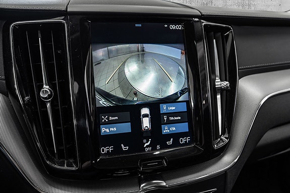 Volvo XC60 21 of 30