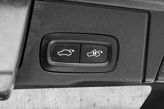 Volvo XC60 24 of 30