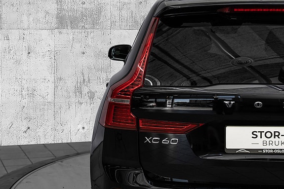 Volvo XC60 8 of 30