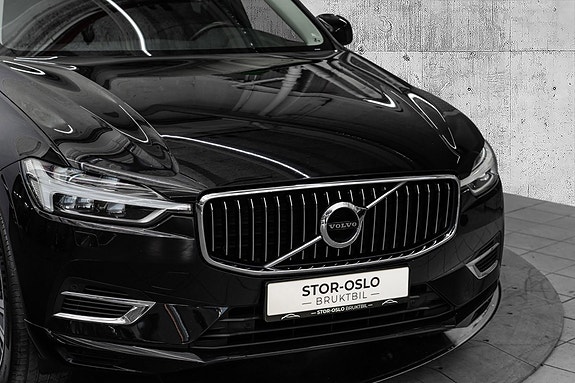 Volvo XC60 2 of 30