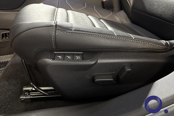 Citroen E-C4 X 13 of 26