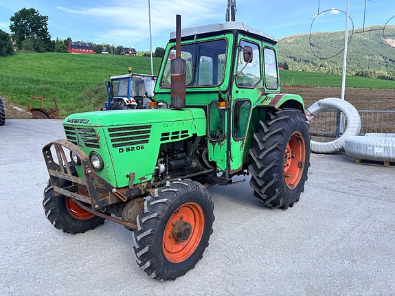 Deutz Fahr 5206 4WD 3 of 14