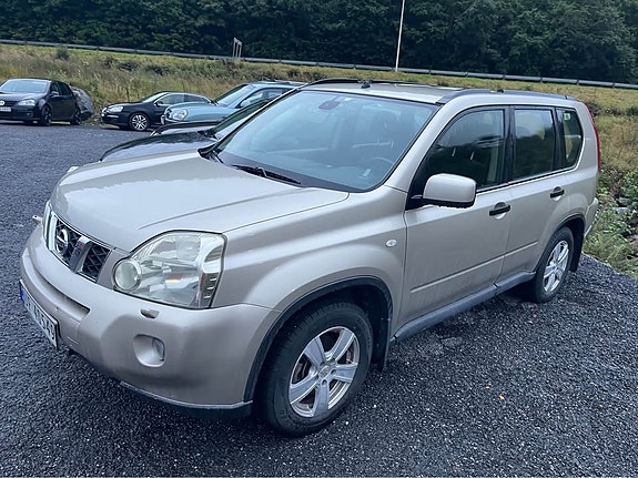 Nissan X-Trail 6 of 8