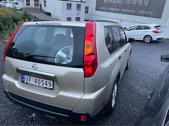 Nissan X-Trail 5 of 8