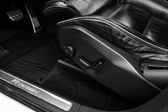 Volvo XC90 12 of 30