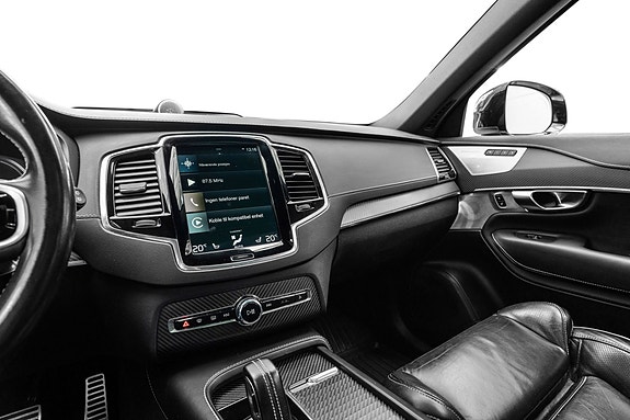 Volvo XC90 19 of 30