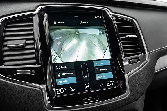 Volvo XC90 23 of 30