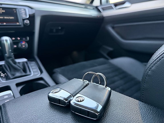 Volkswagen Passat 27 of 30