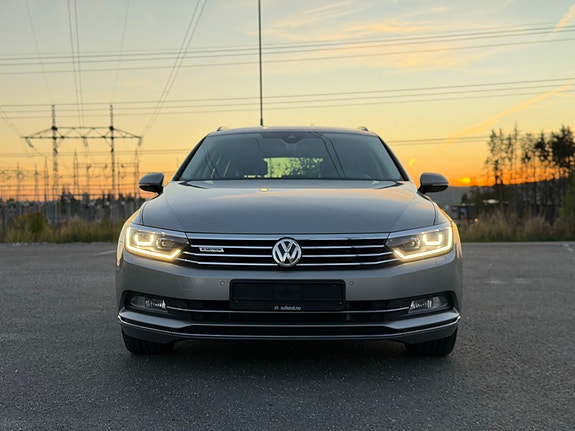 Volkswagen Passat 3 of 30