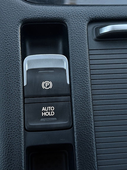 Volkswagen Passat 30 of 30