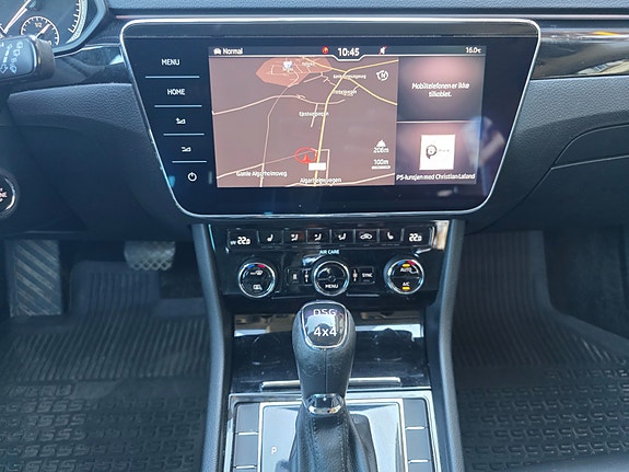 Skoda Superb 17 of 25