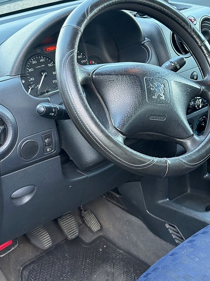 Peugeot Partner 7 of 8