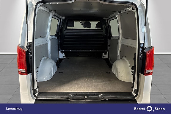 Mercedes-Benz Vito 119 23 of 25