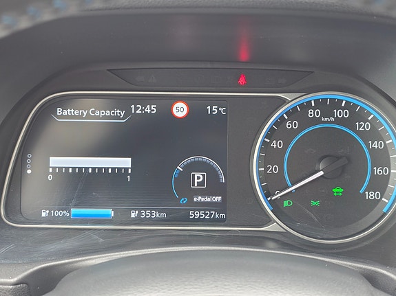 Nissan Leaf 26 of 30