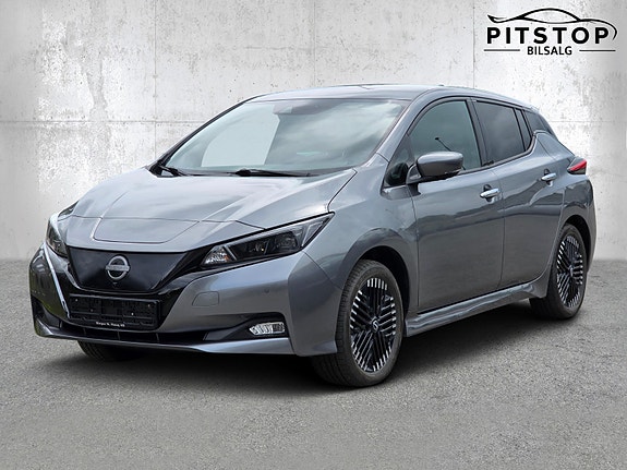 Nissan Leaf 3 of 30