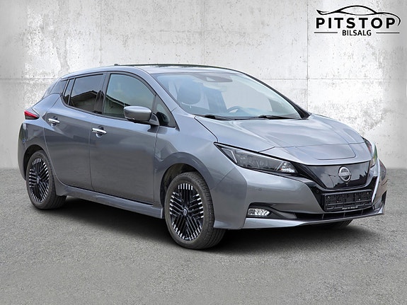 Nissan Leaf 7 of 30