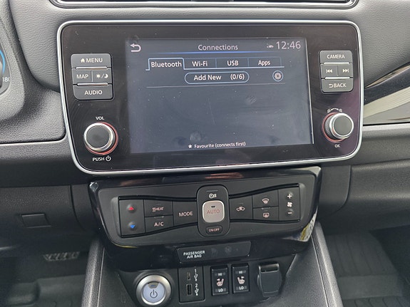 Nissan Leaf 23 of 30
