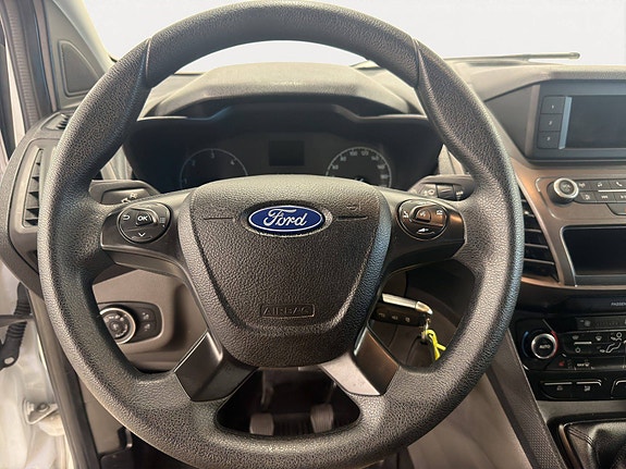 Ford Transit Connect 23 of 30