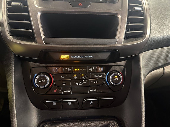 Ford Transit Connect 21 of 30
