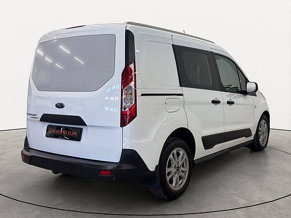 Ford Transit Connect 8 of 30